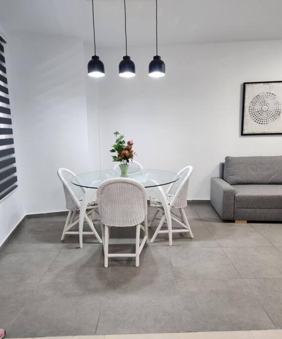 Apartamento En Les Alqueries Con Aire Acondicionado Alquerías del Niño Perdido Exterior foto